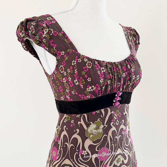 Rare Early 2000s Silk Floral Top ASO Alexis Bledel as Rory in Gilmore Girls - Picture 8 of 13